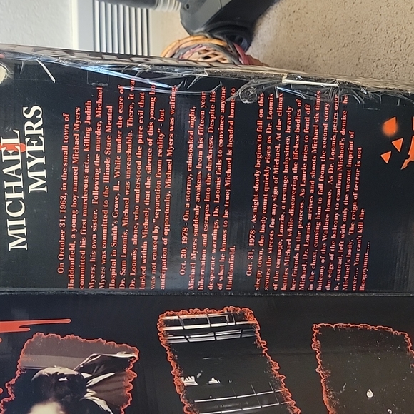 Halloween Michael Myers collectibles - Picture 8 of 13